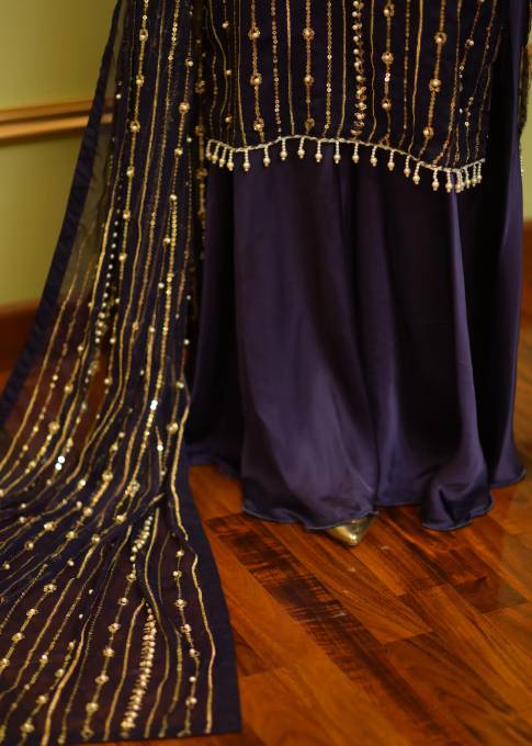Hania Amir Pure Chiffon Perl Embroidery -BLACK